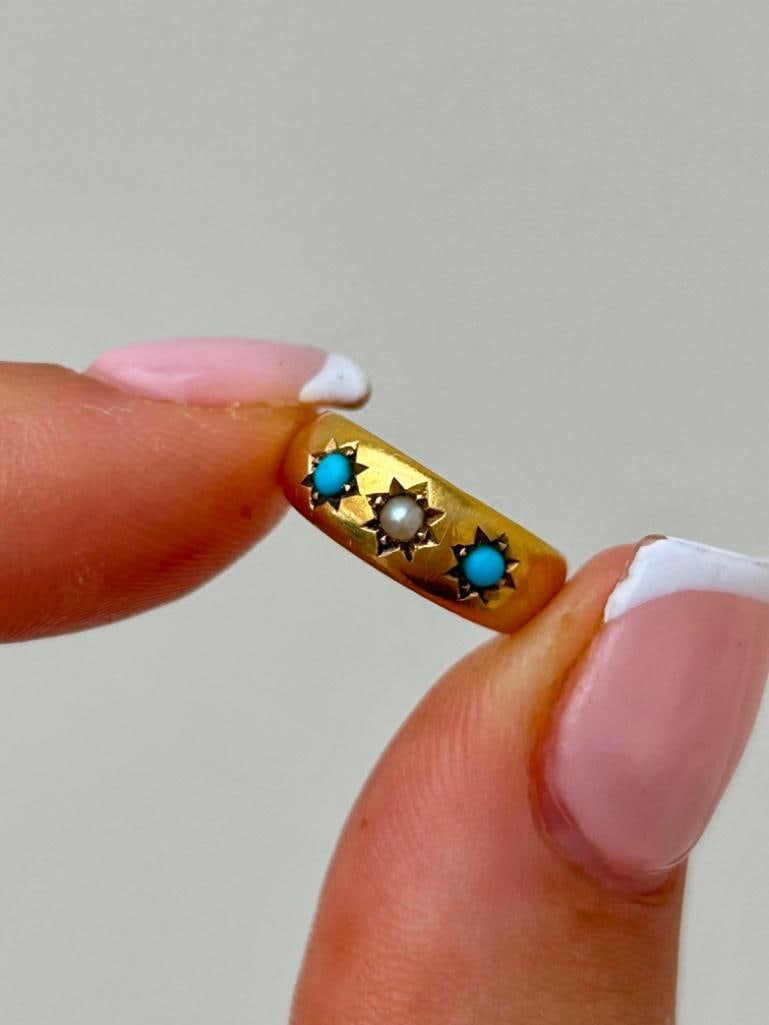 Antique C.1892 Turquoise and Pearl 18ct Gold Tiny Ring Size A: Antique C.1892 Turquoise and Pearl 18ct Gold Tiny Ring Size A inscription inside “Dorothy Oct 11th 1892” sweet and dainty measurements size UK