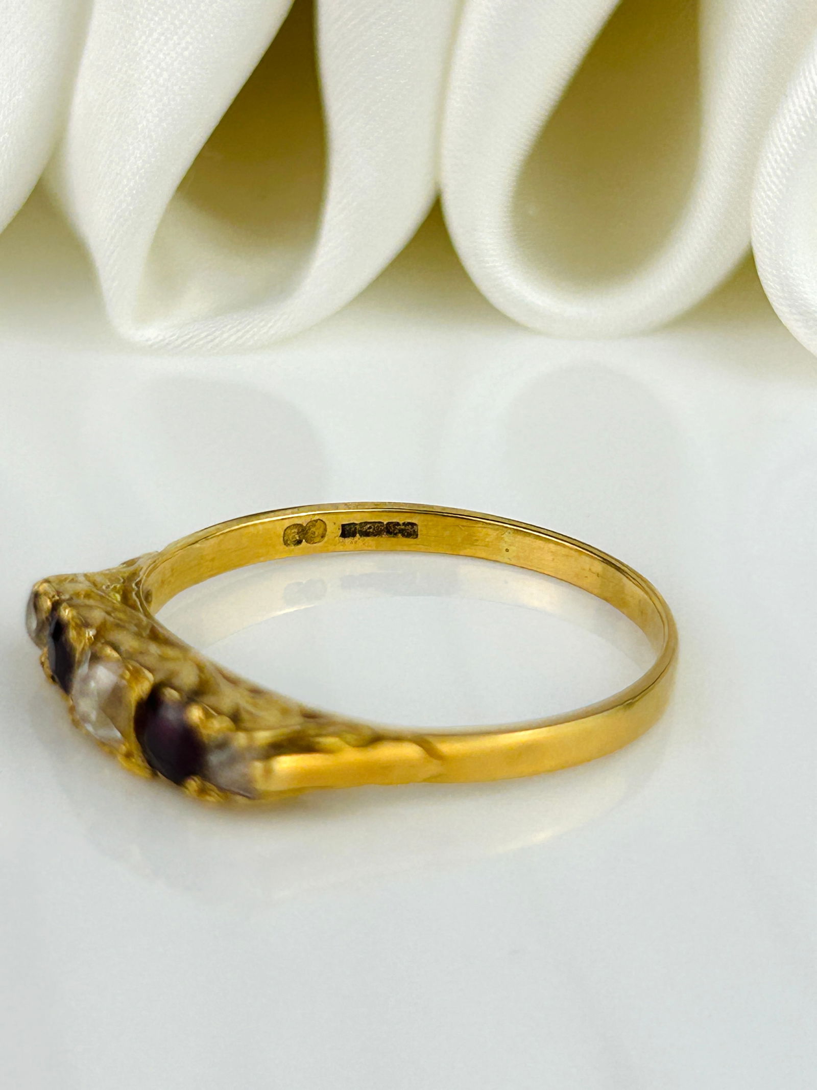 Antique 18ct Yellow Gold Garnet and Diamond Scroll Set 5 Stone Ring - 4