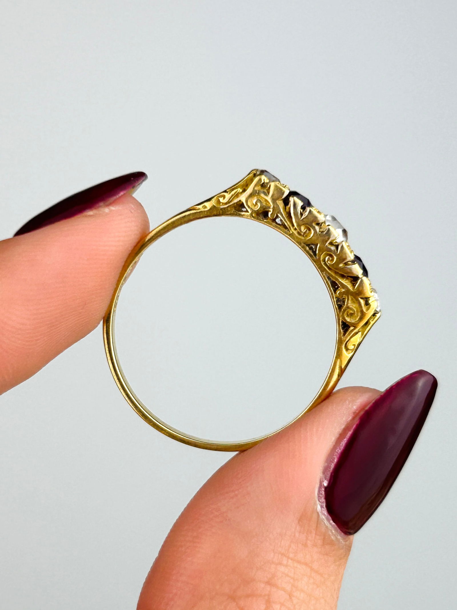 Antique 18ct Yellow Gold Garnet and Diamond Scroll Set 5 Stone Ring - 6