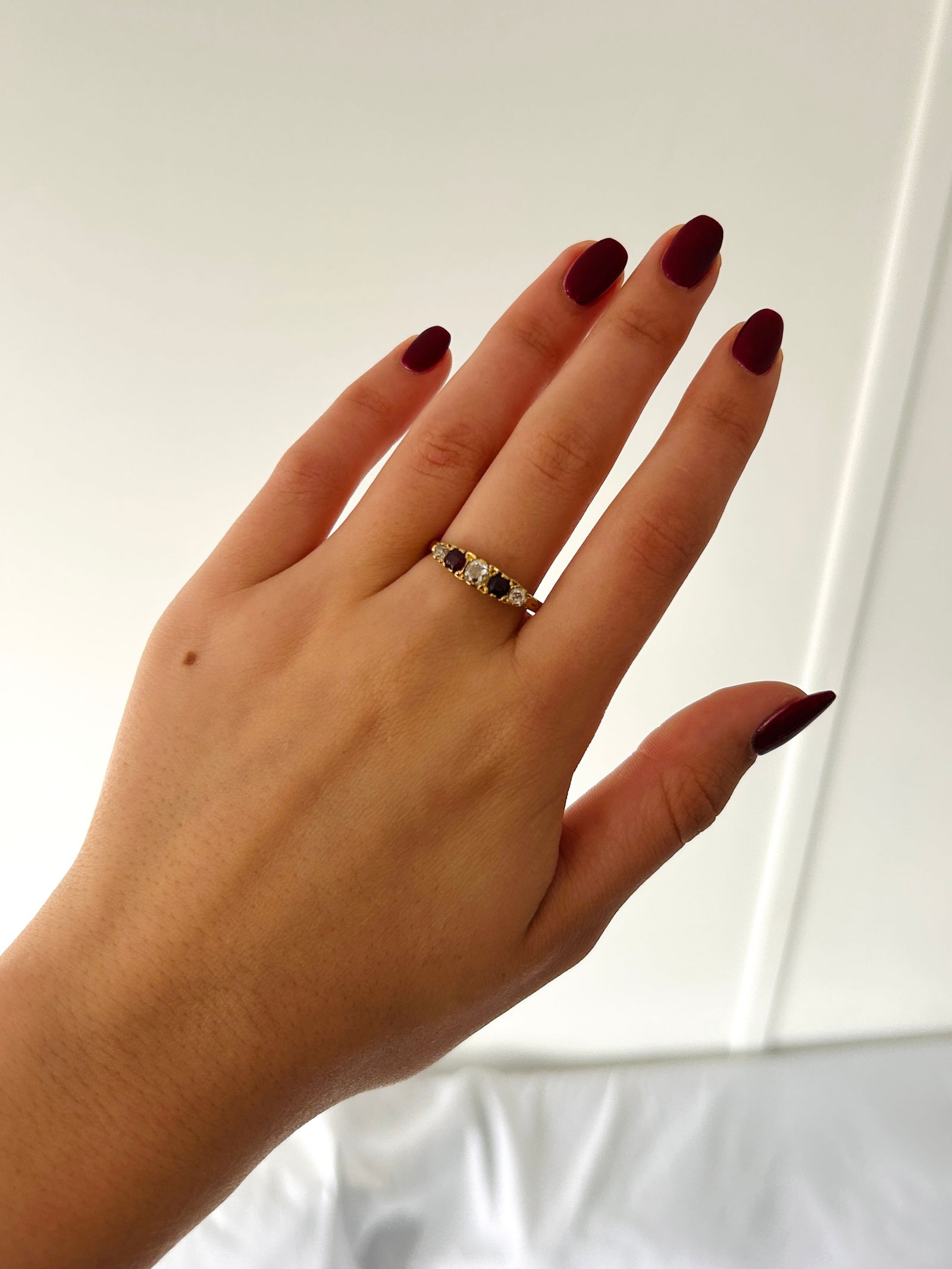 Antique 18ct Yellow Gold Garnet and Diamond Scroll Set 5 Stone Ring - 9