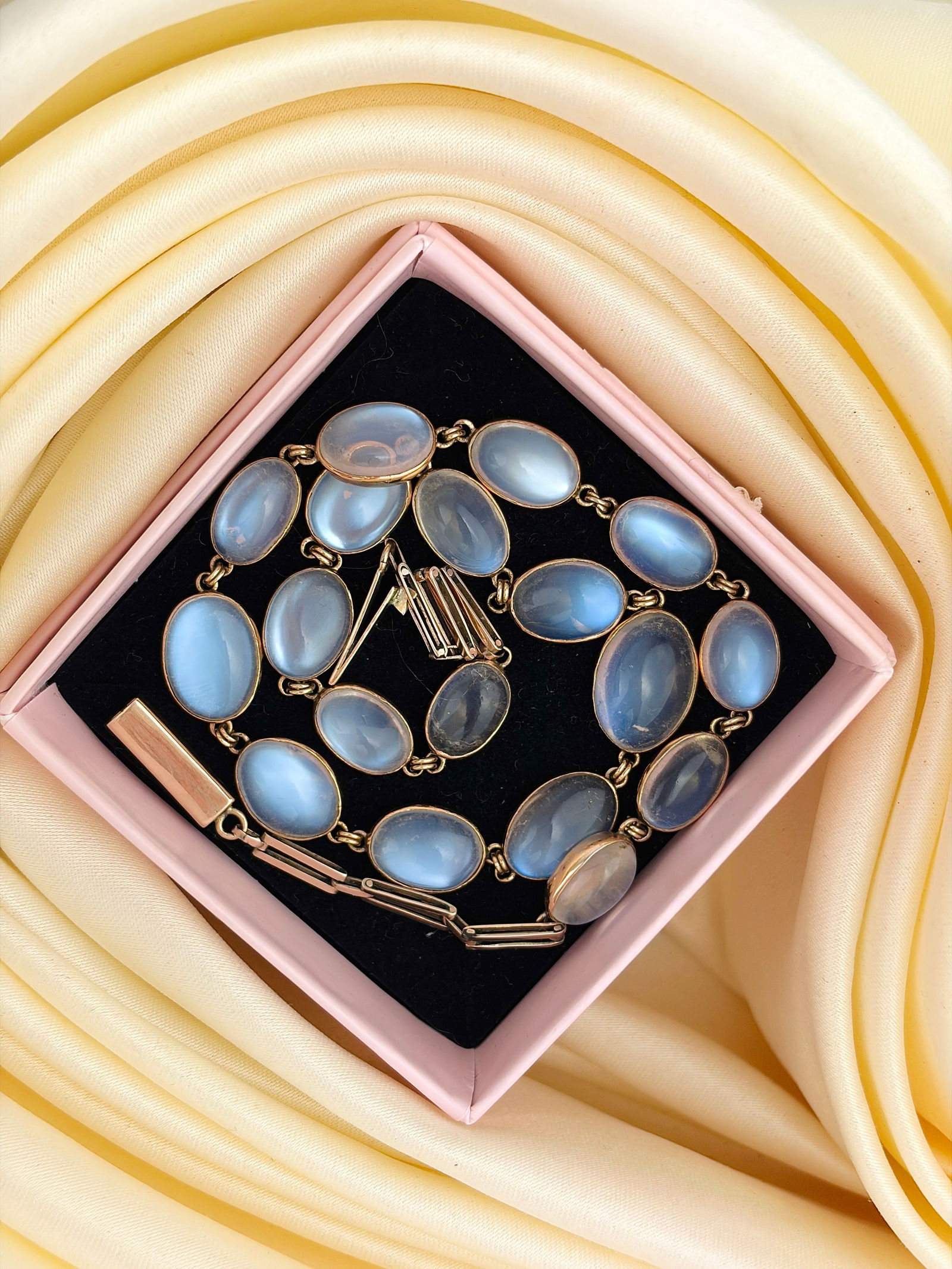 ANTIQUE GOLD CHUNKY CABOCHON MOONSTONE RIVIERE NECKLACE - 9