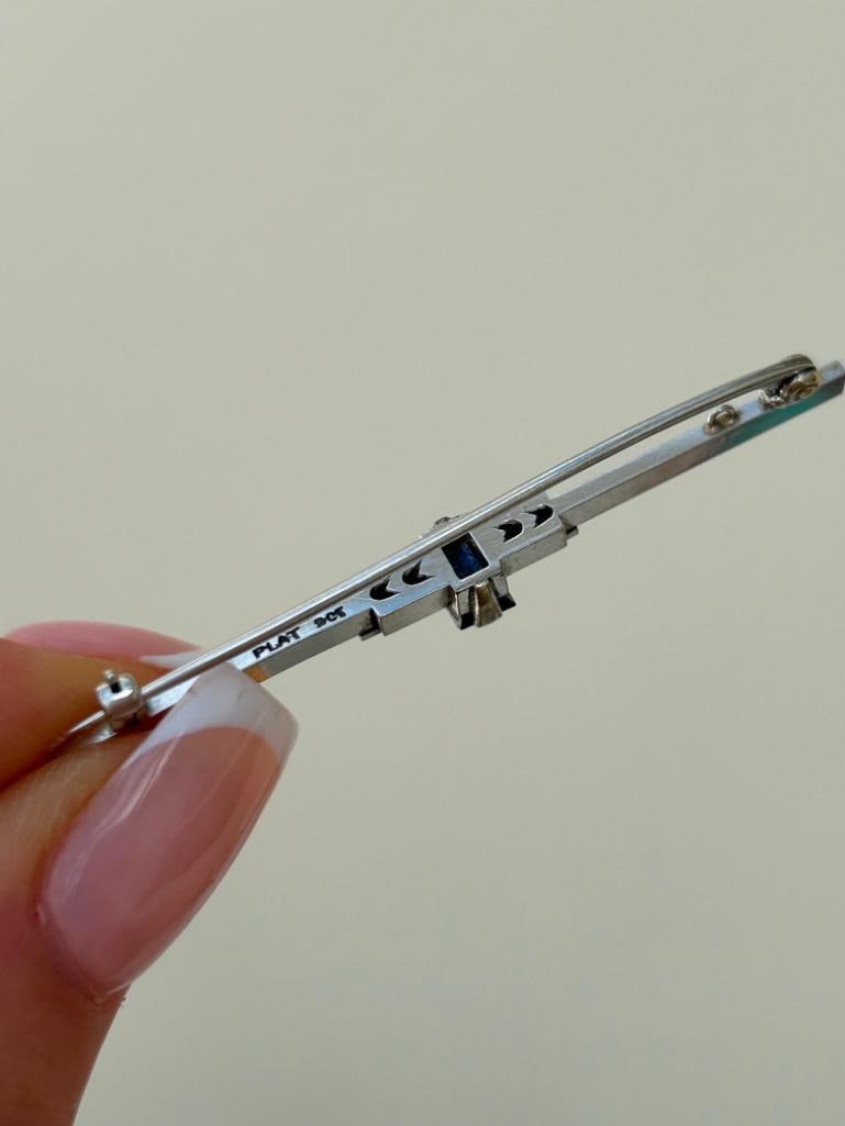 Art Deco Era 9ct White Gold Bar Brooch - 6