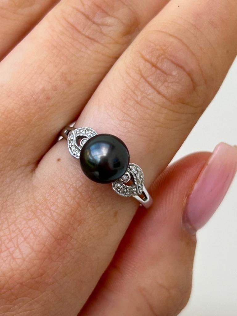 14ct White Gold South Sea Pearl and Diamond Ring - 7