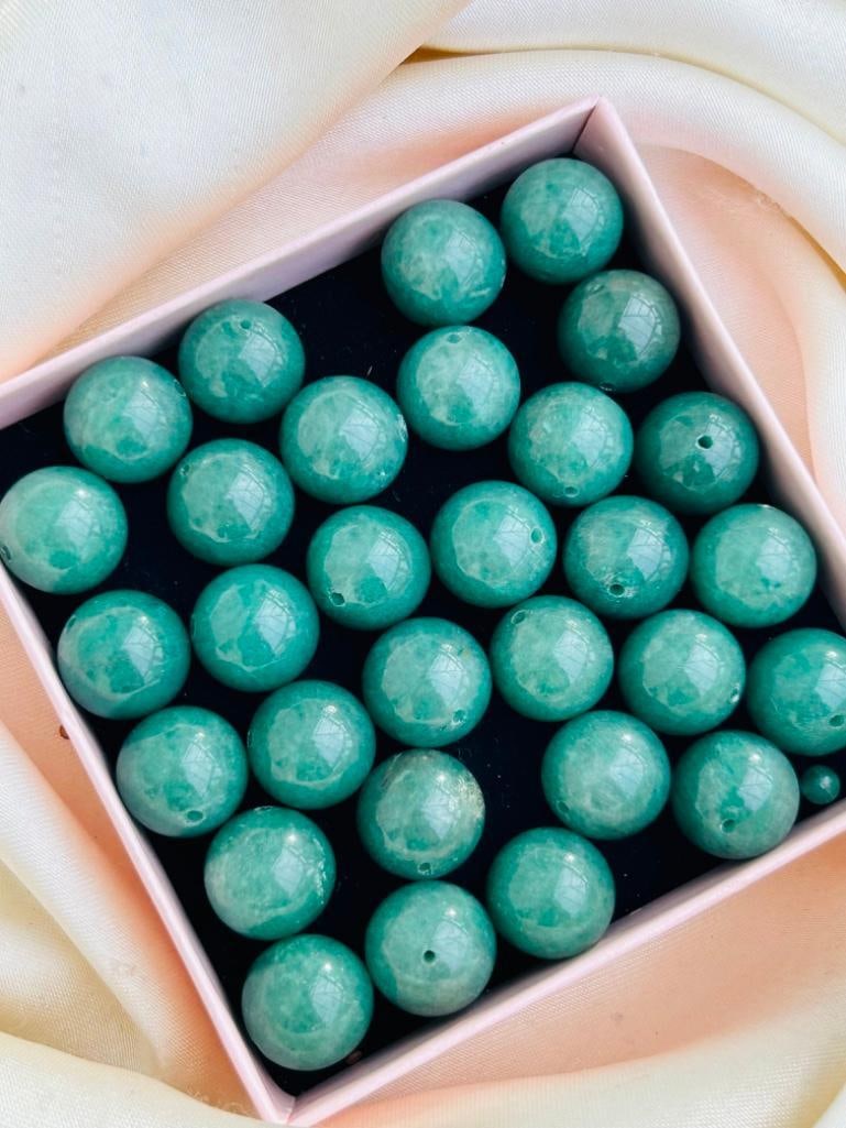 Large Carved Jade Beads: Large Carved Jade Beads amazing jade beads 