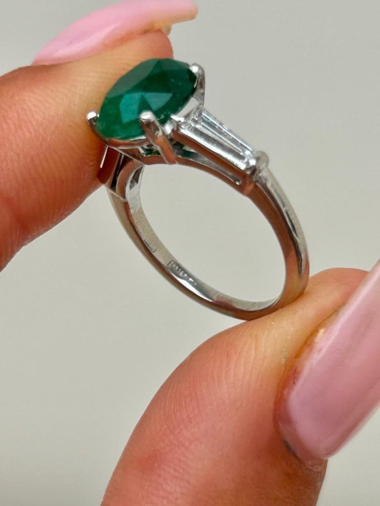 Wonderful Platinum Emerald Ring with Baguette Diamond Shoulders - 7