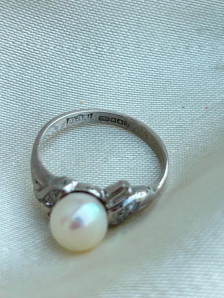 Vintage 18ct White Gold Pearl and Diamond Twist Ring - 7