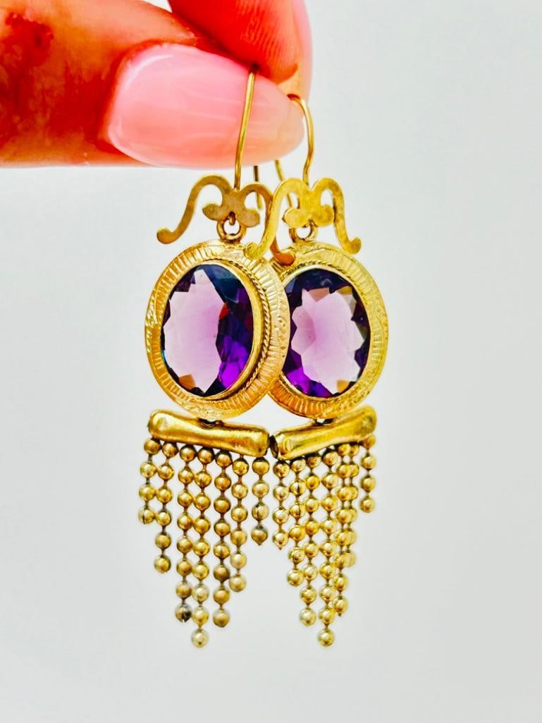 Antique Boxed Amethyst and Pinchbeck Ornate Fringe Drop Earrings: Antique Boxed Amethyst and Pinchbeck Ornate Fringe Drop Earrings AF - damaged box wonderful pair of sweet earrings measurements size 15mm x 50mm weight 7.35g 