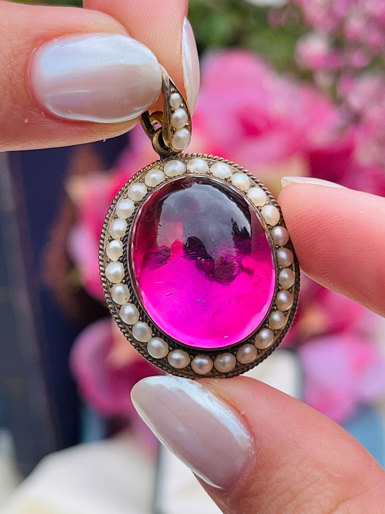 Antique Boxed Giant Foiled Back Cabochon Amethyst and Pearl Pendant in Gold - 12