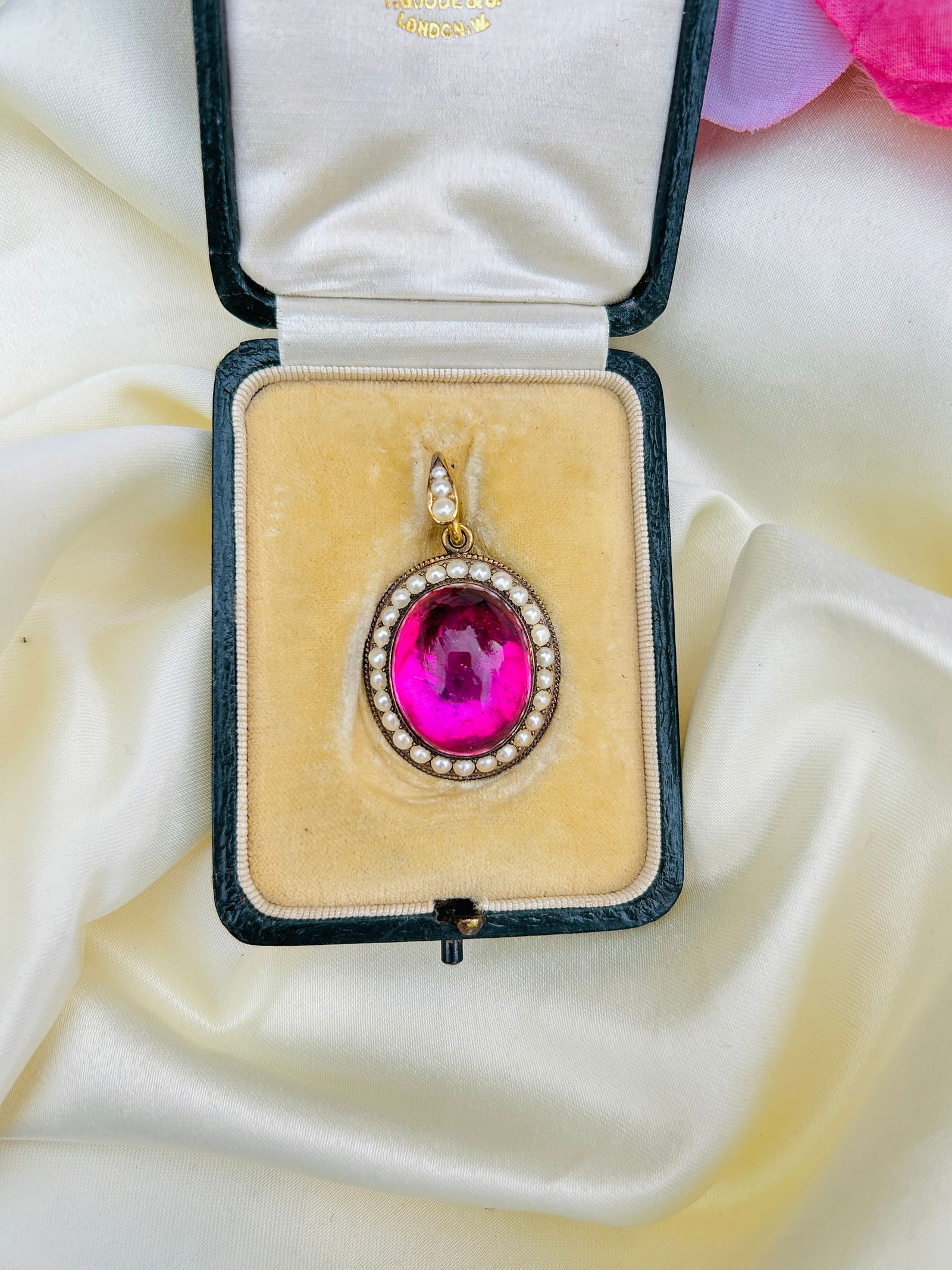 Antique Boxed Giant Foiled Back Cabochon Amethyst and Pearl Pendant in Gold - 13