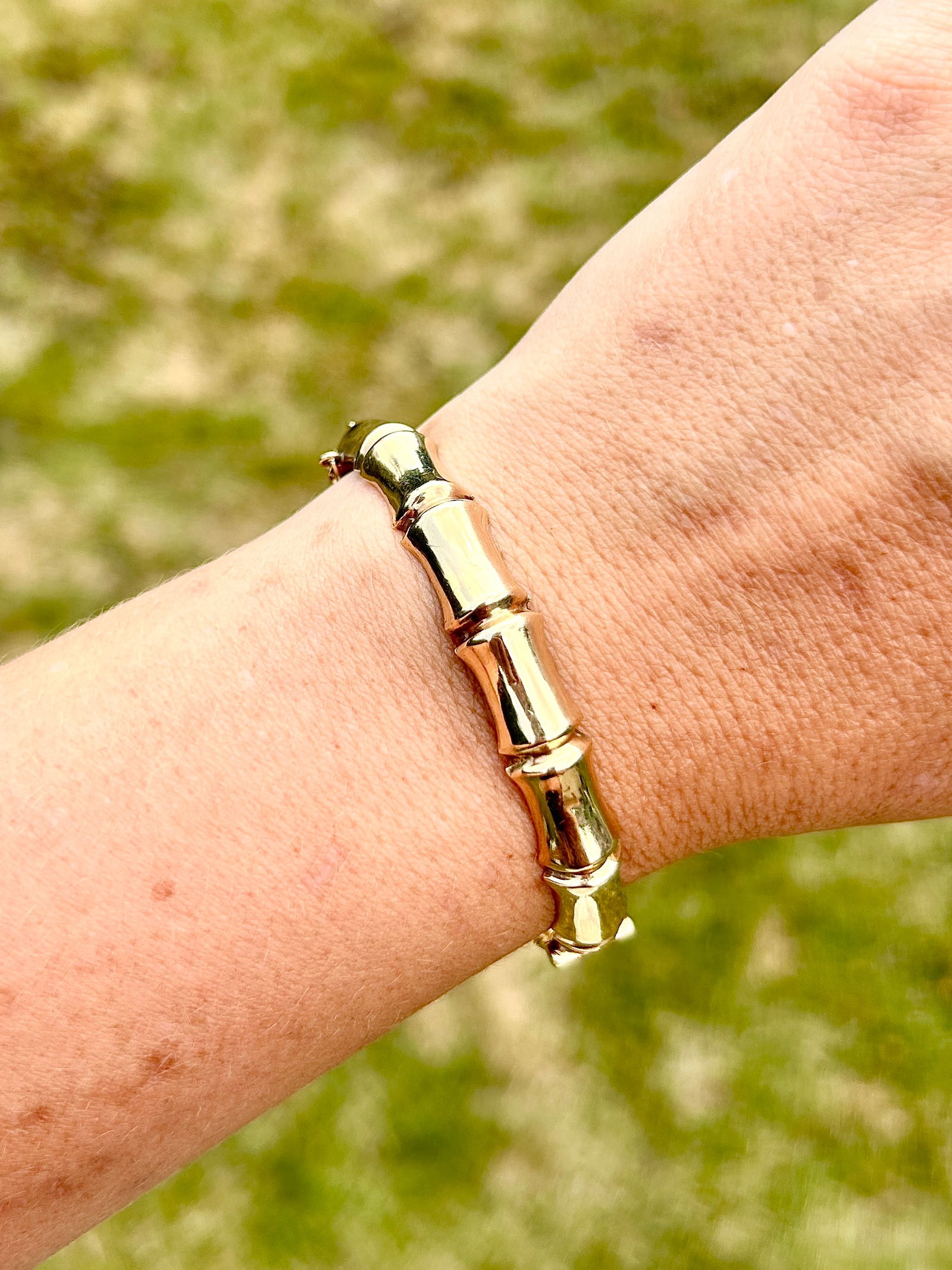 Vintage 9ct gold bamboo effect bangle / bracelet with safety chain c.1975 - 8