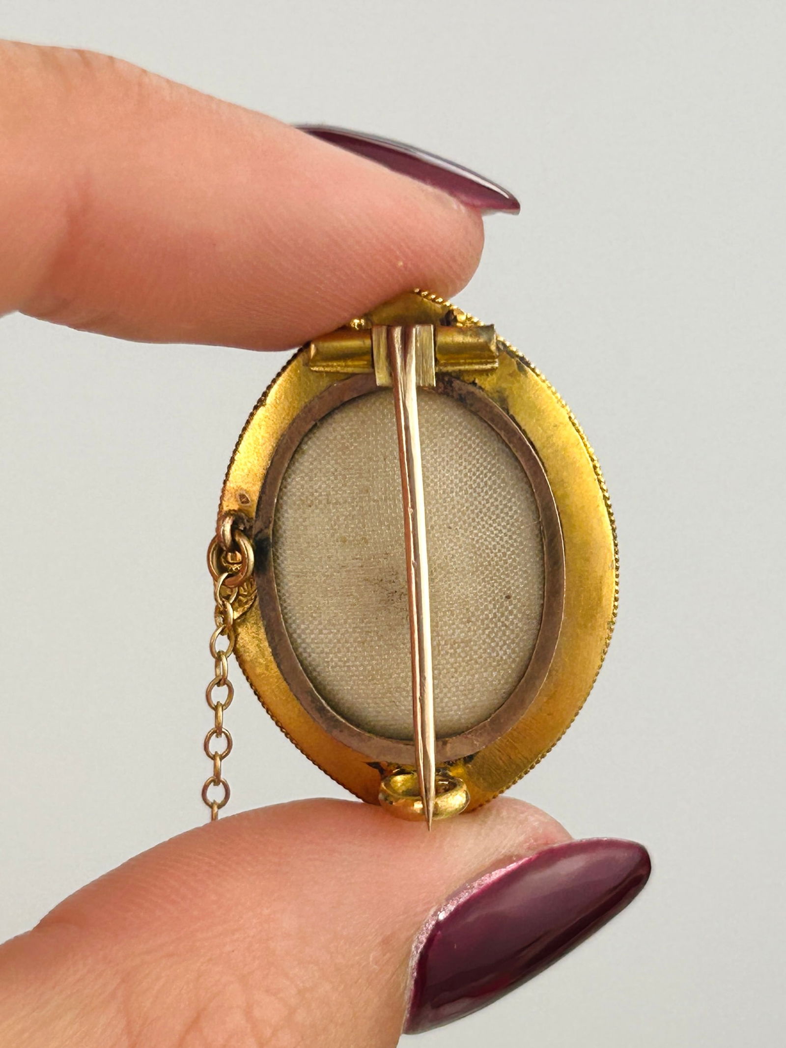 Antique Victorian 15ct Gold Etruscan Revival Brooch - 5