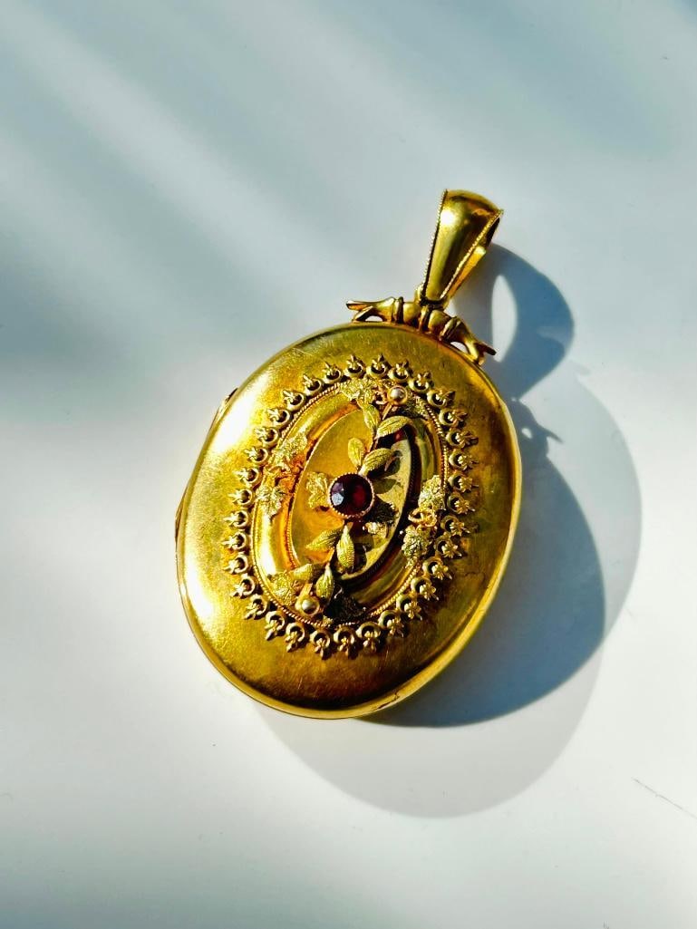 Huge / Heavy 15ct Yellow Gold Antique Ruby Front Locket Pendant - 3