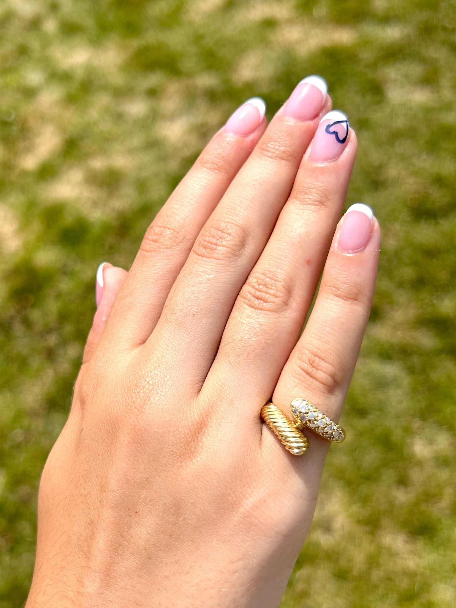 High quality 18ct yellow gold diamond snake design ring - 3