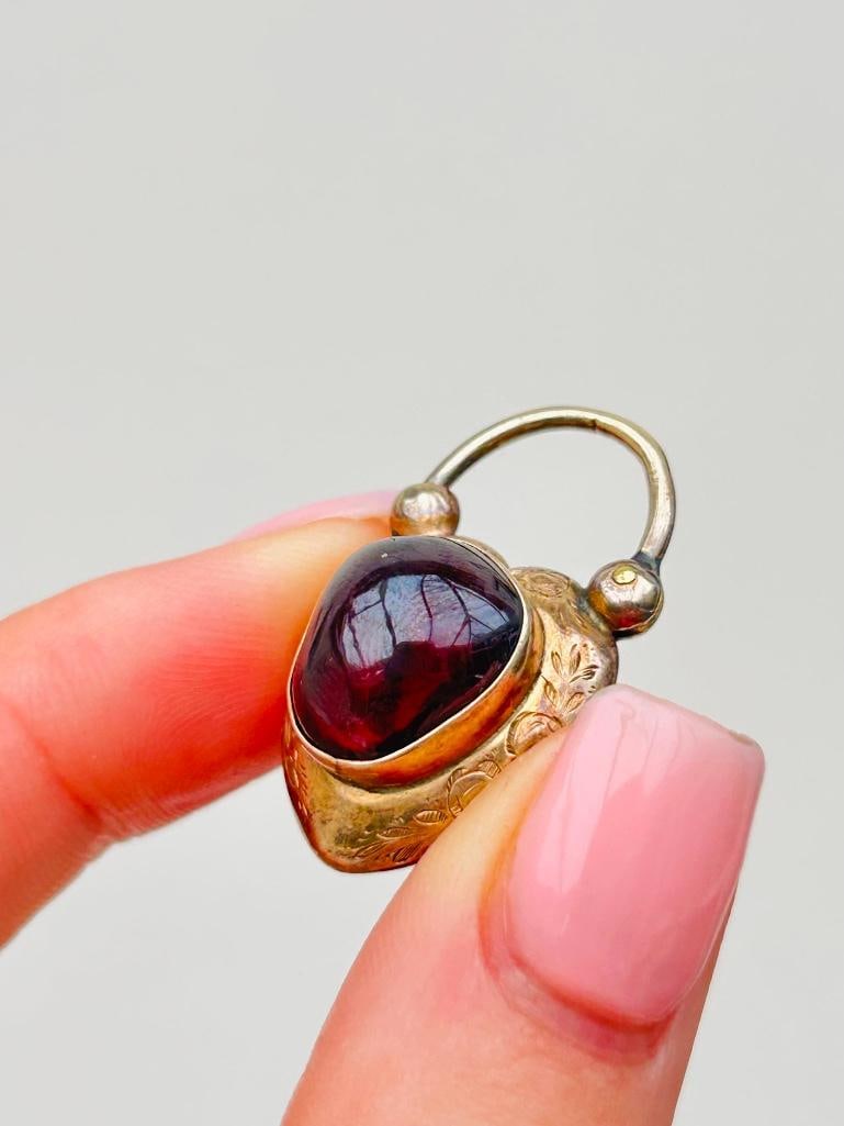 Chunky Antique Cabochon Garnet and Gold Padlock with Locket Back - 3