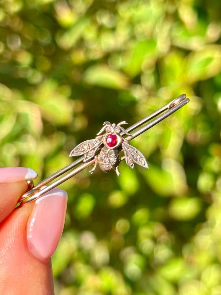Gold Safety Pin with Rose Cut Diamonds Bug Design - 3