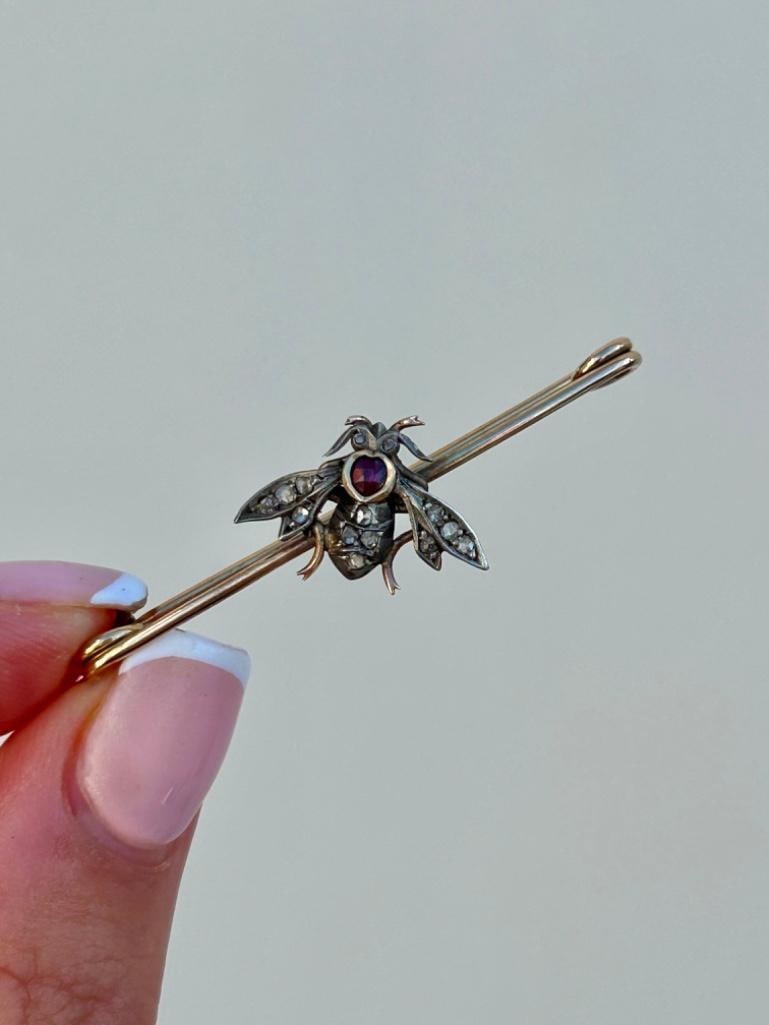 Gold Safety Pin with Rose Cut Diamonds Bug Design - 5