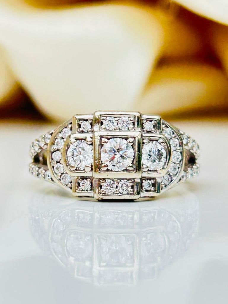 Wonderful 18ct White Gold Diamond Encrusted 3 Stone Ring: Wonderful 18ct White Gold Diamond Encrusted 3 Stone Ring approx 1 carat diamond total H colour VS2 clarity truly exceptional Measurements: size UK N US 7 head