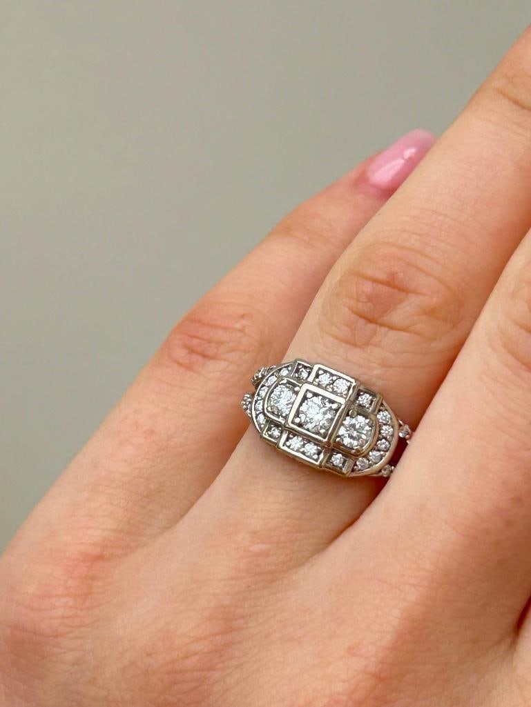 Wonderful 18ct White Gold Diamond Encrusted 3 Stone Ring - 6