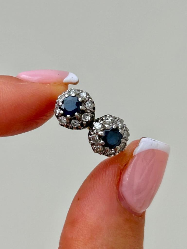 Wonderful Sapphire and Diamond Double Cluster Ring in Yellow Gold: Wonderful Sapphire and Diamond Double Cluster Ring in Yellow Gold truly excellent!! measurements size UK K US 51/2 head of ring 17mm x 8mm weight 3.74g 