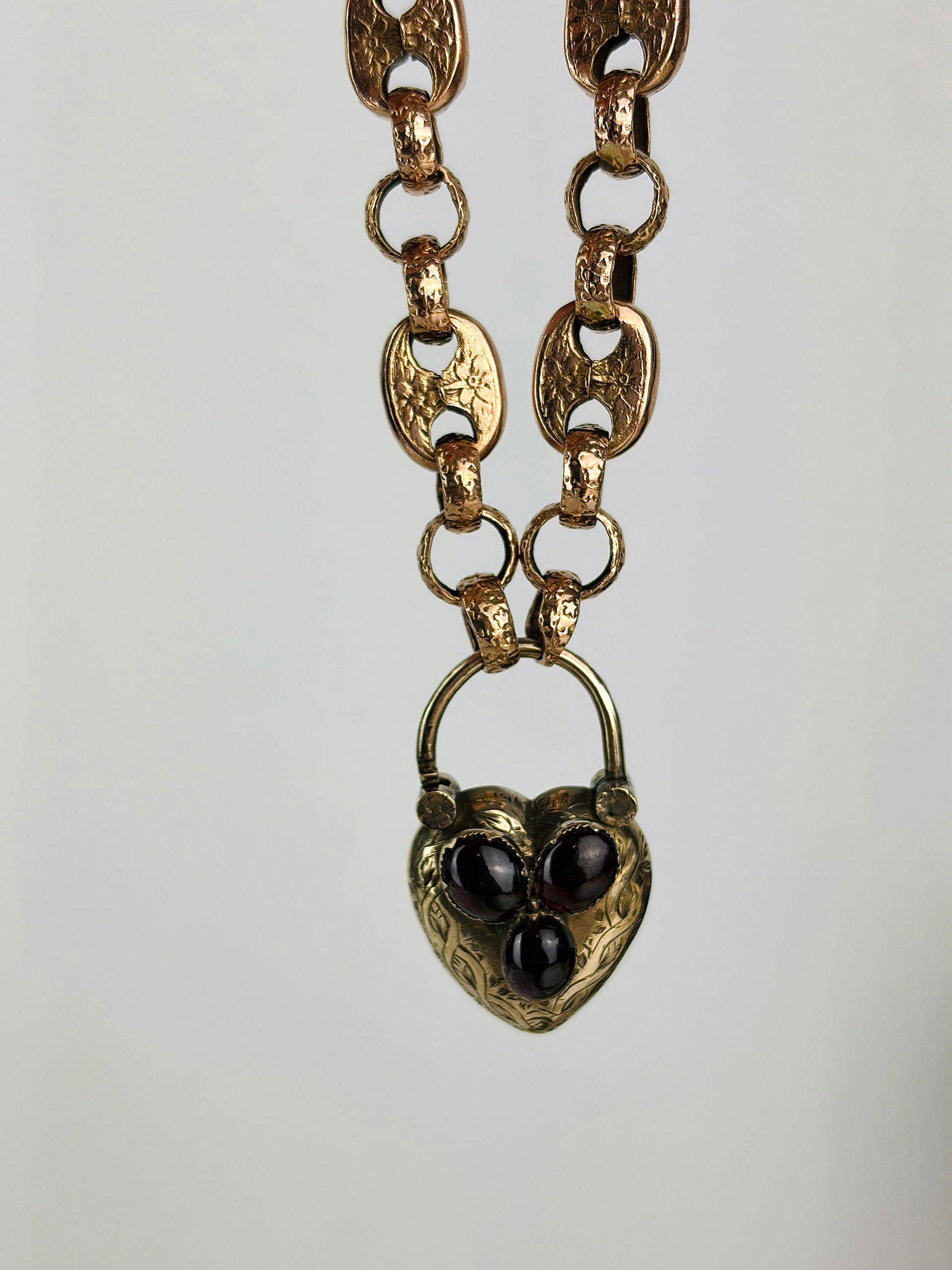 Antique cabochon garnet chunky gold locket back padlock bracelet - 2