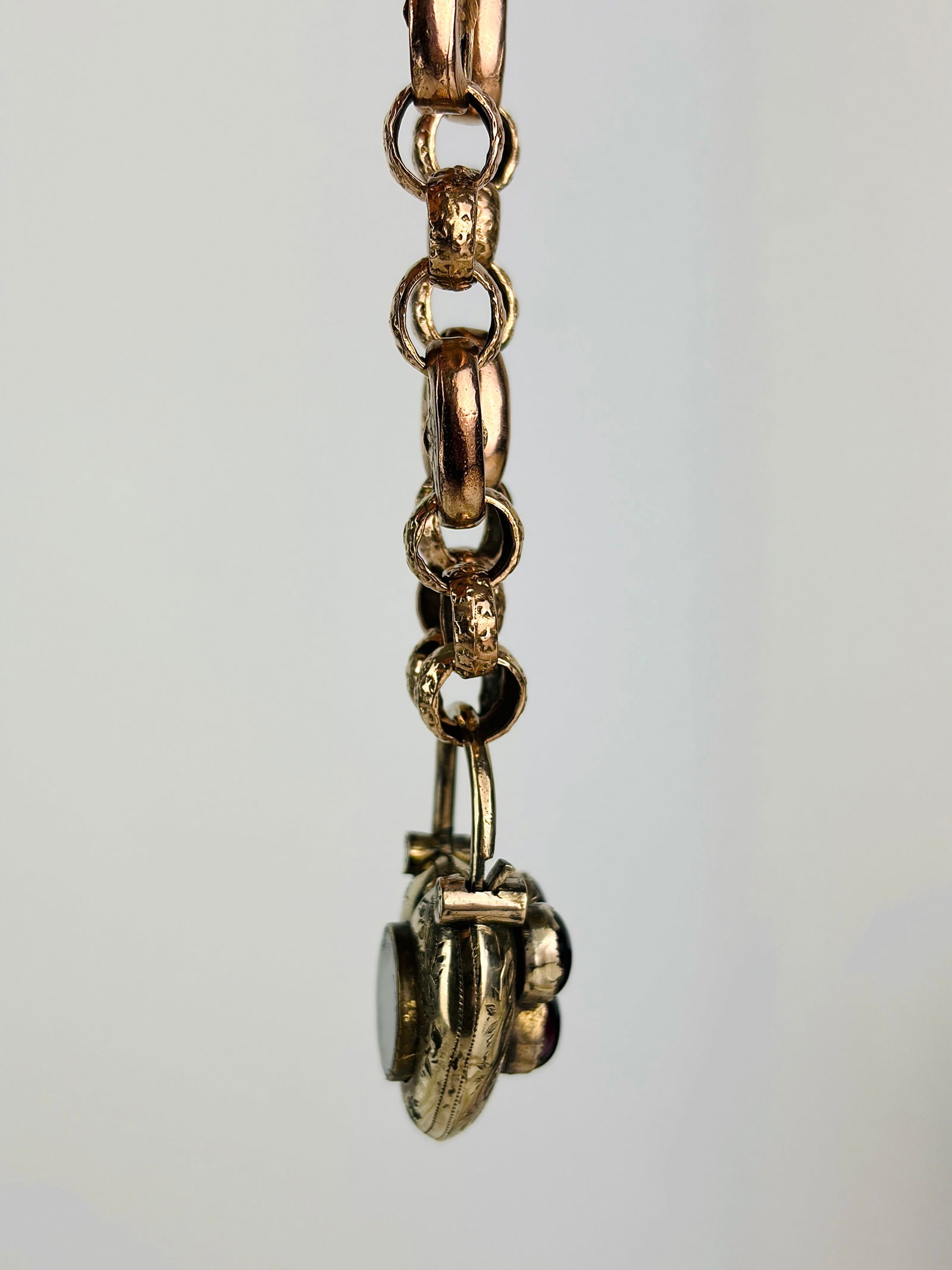 Antique cabochon garnet chunky gold locket back padlock bracelet - 3