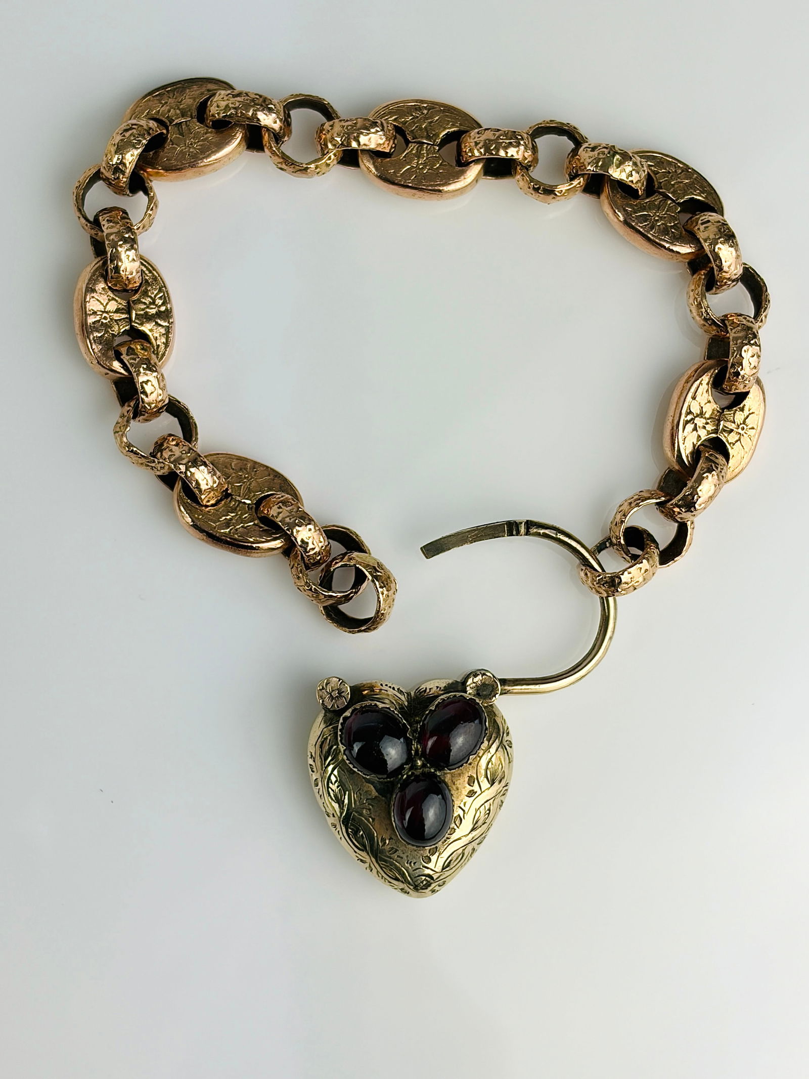 Antique cabochon garnet chunky gold locket back padlock bracelet - 7
