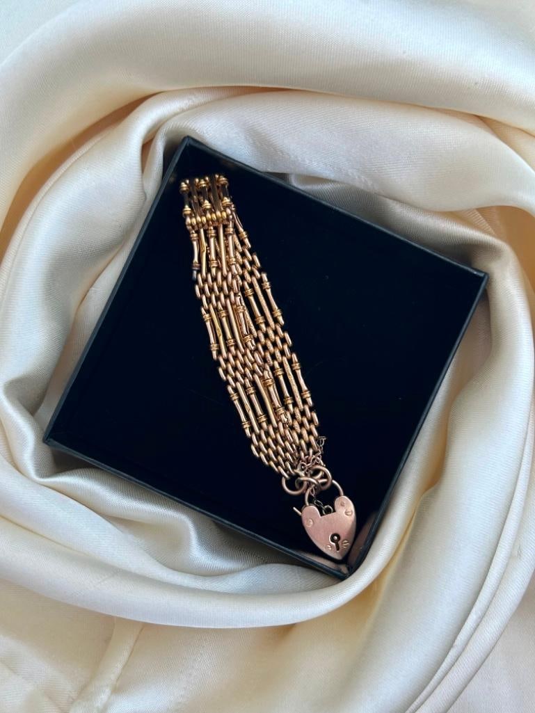 Wonderful 9ct Yellow Gold Gate Bracelet with Heart Padlock - 5
