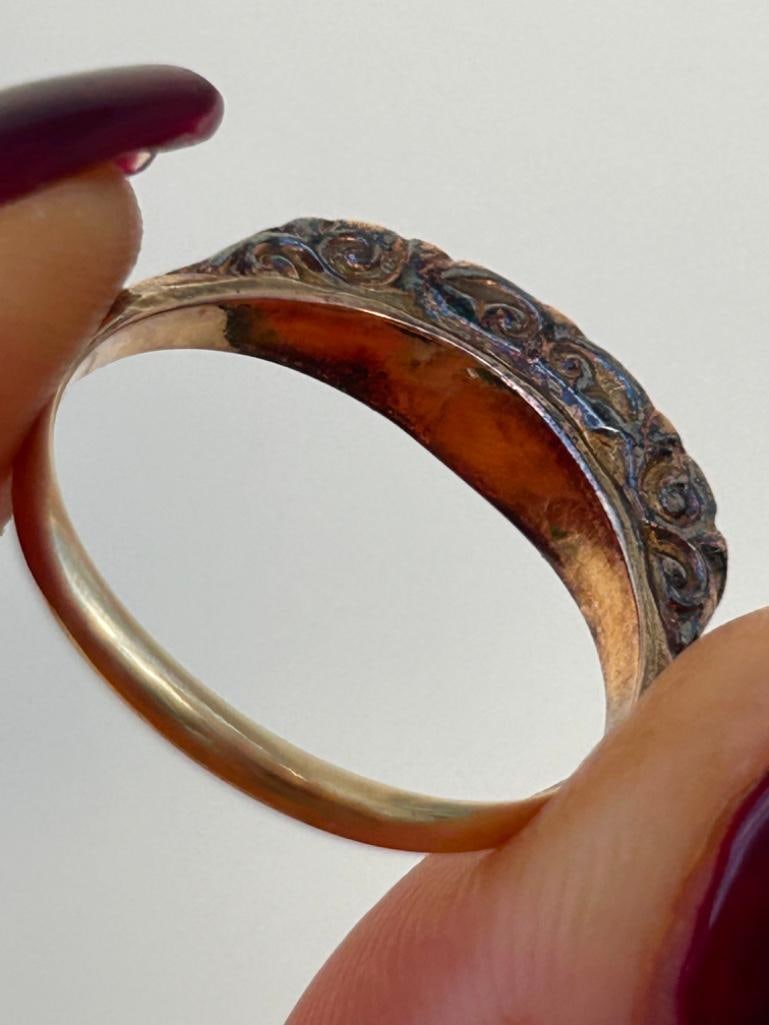 18ct Gold Amethyst Five Stone Ring - 5