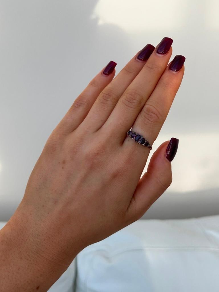 18ct Gold Amethyst Five Stone Ring - 6