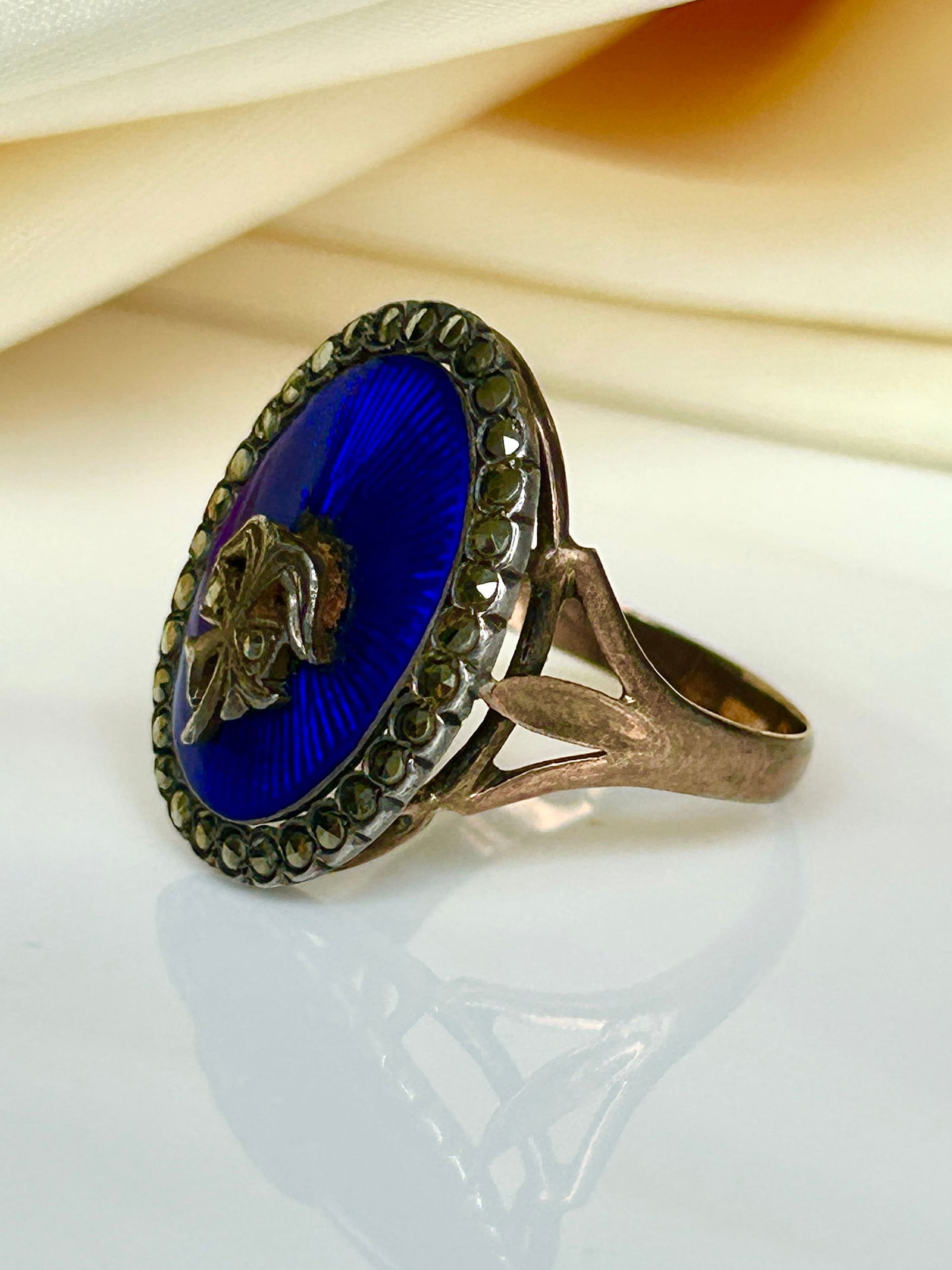 large antique blue enamel and marcasite gold ring - 8