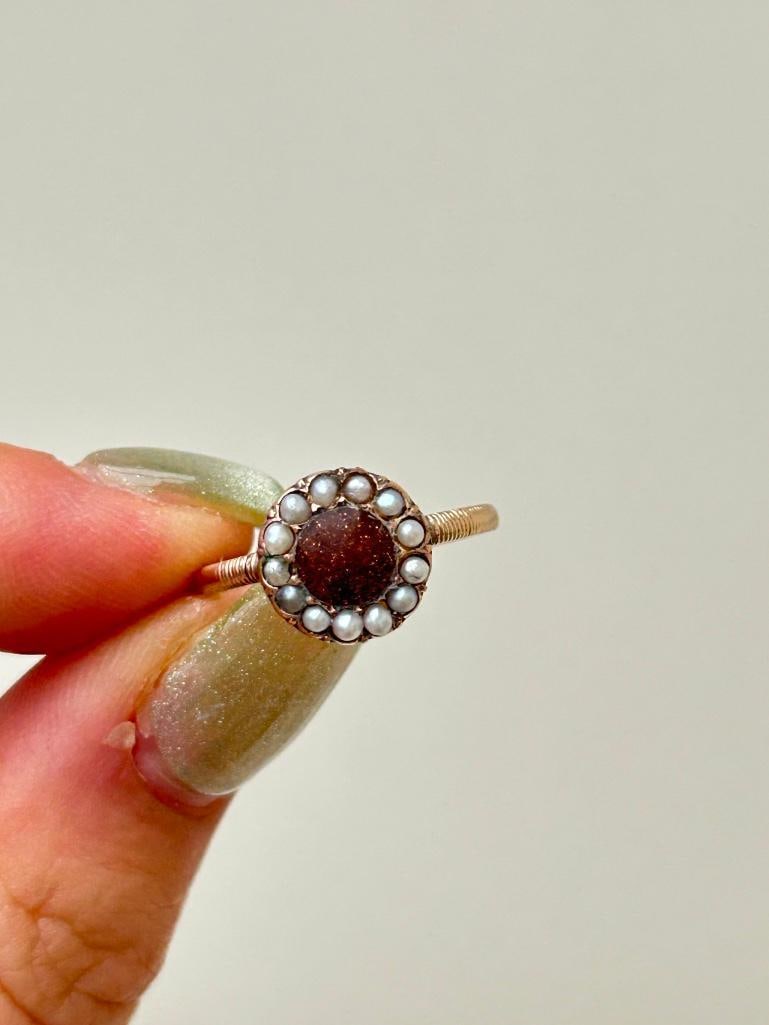 Antique 9ct Gold Goldstone and Pearl Ring - 4