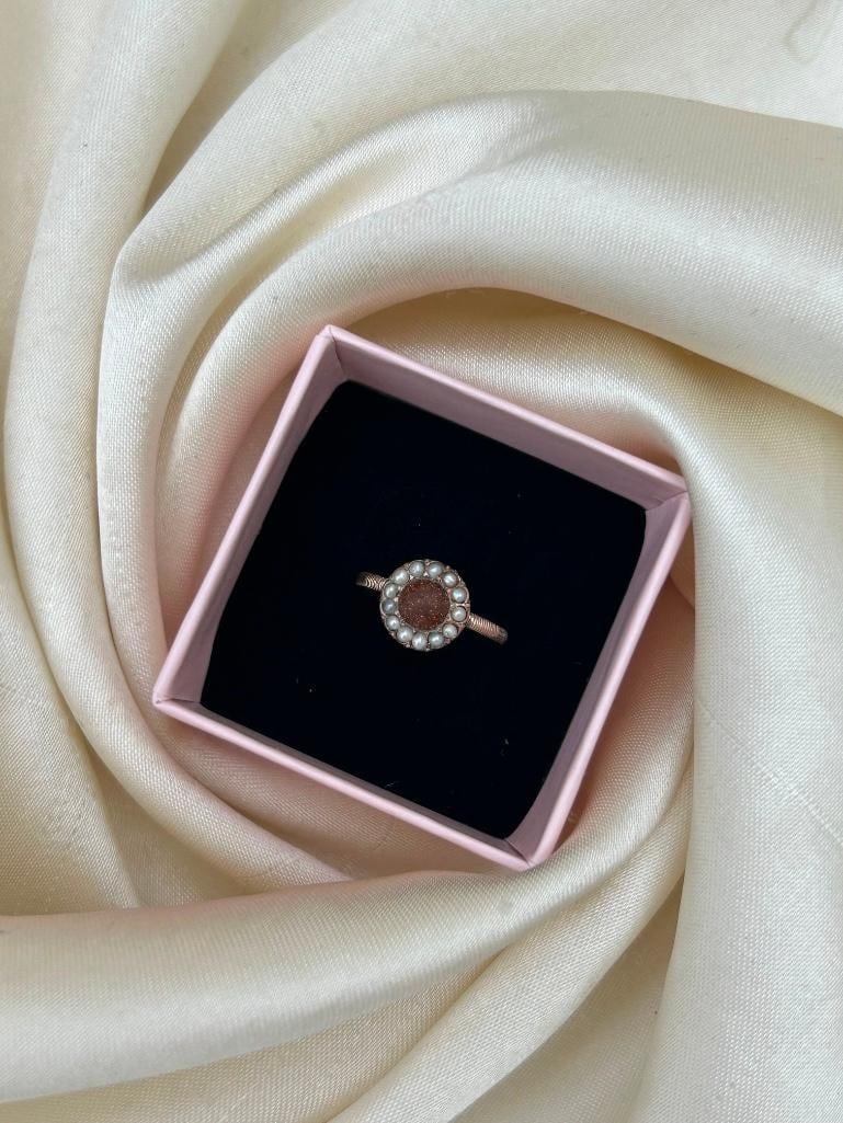 Antique 9ct Gold Goldstone and Pearl Ring - 6