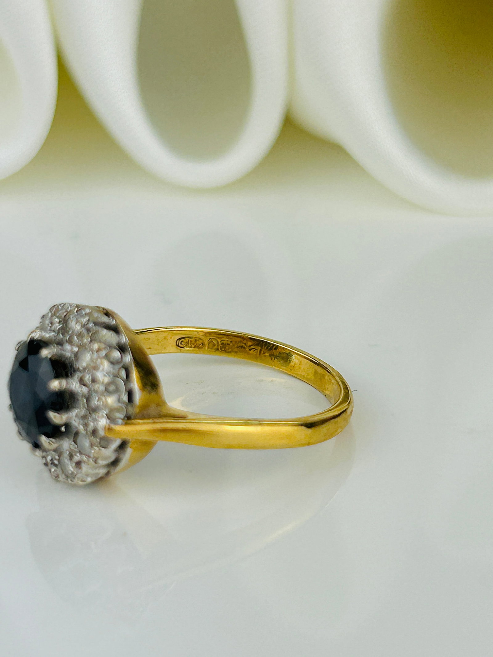 Antique Sapphire and Diamond Cluster Ring in 18ct Gold - 5