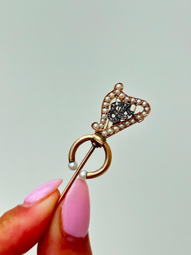 Antique Rose Cut Diamond and Pearl Lyre Stick Pin in Gold - 3