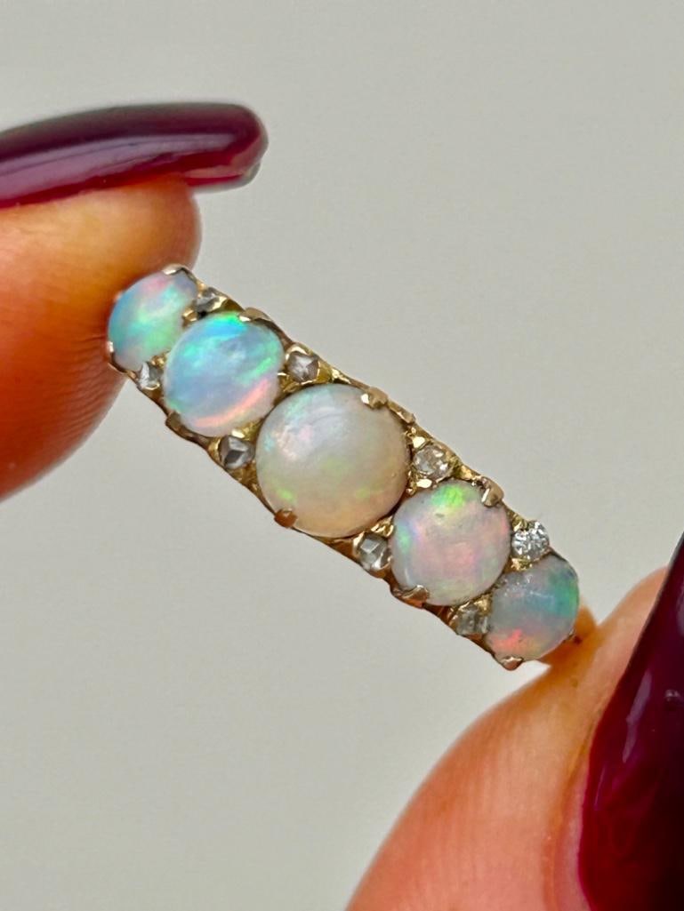 Wonderful Opal and Diamond 5 Stone Ring in 18ct Gold - 2