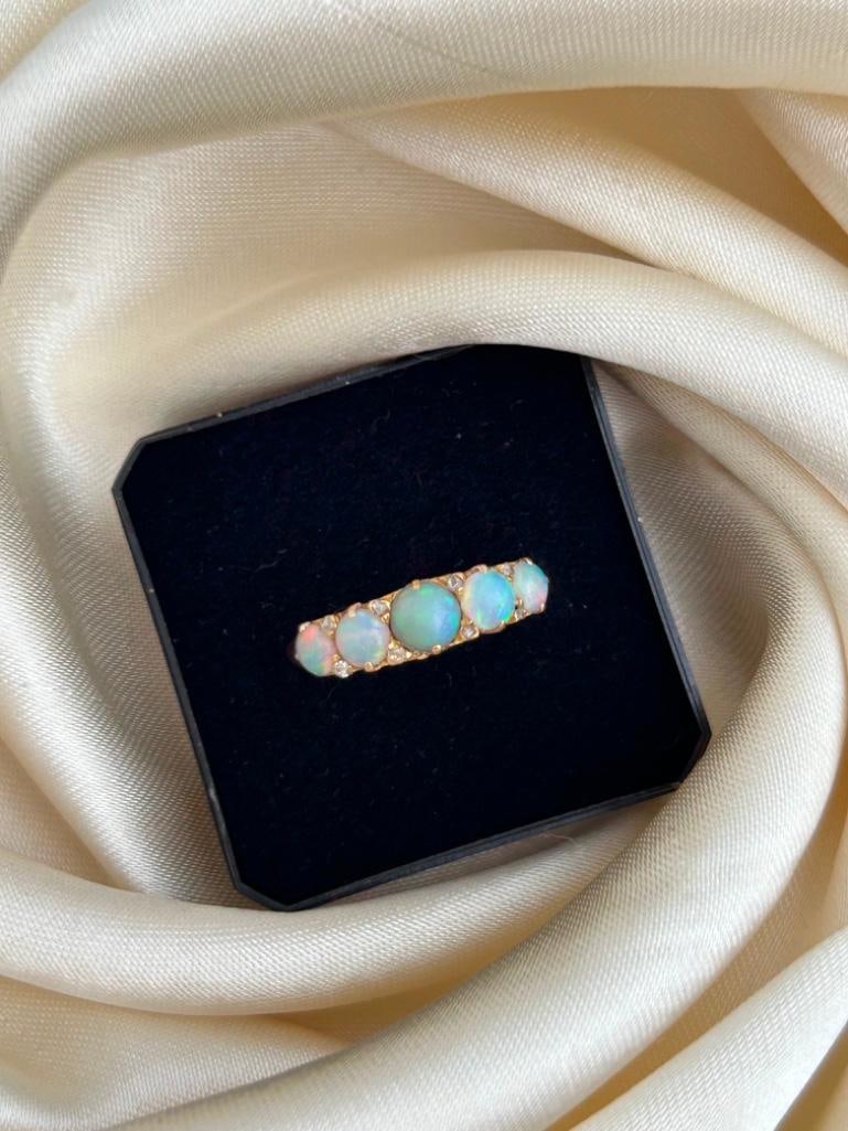 Wonderful Opal and Diamond 5 Stone Ring in 18ct Gold - 5