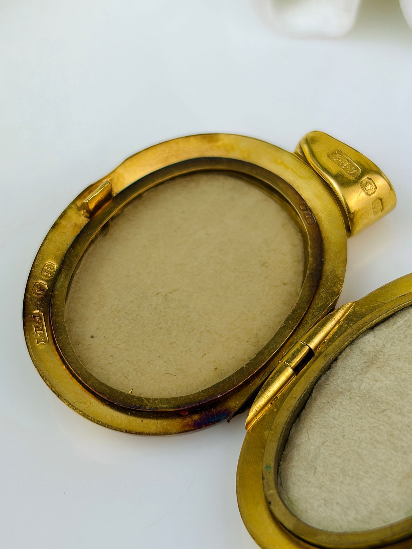 antique 18ct yellow gold star locket with large rose cut diamond pendant - 7