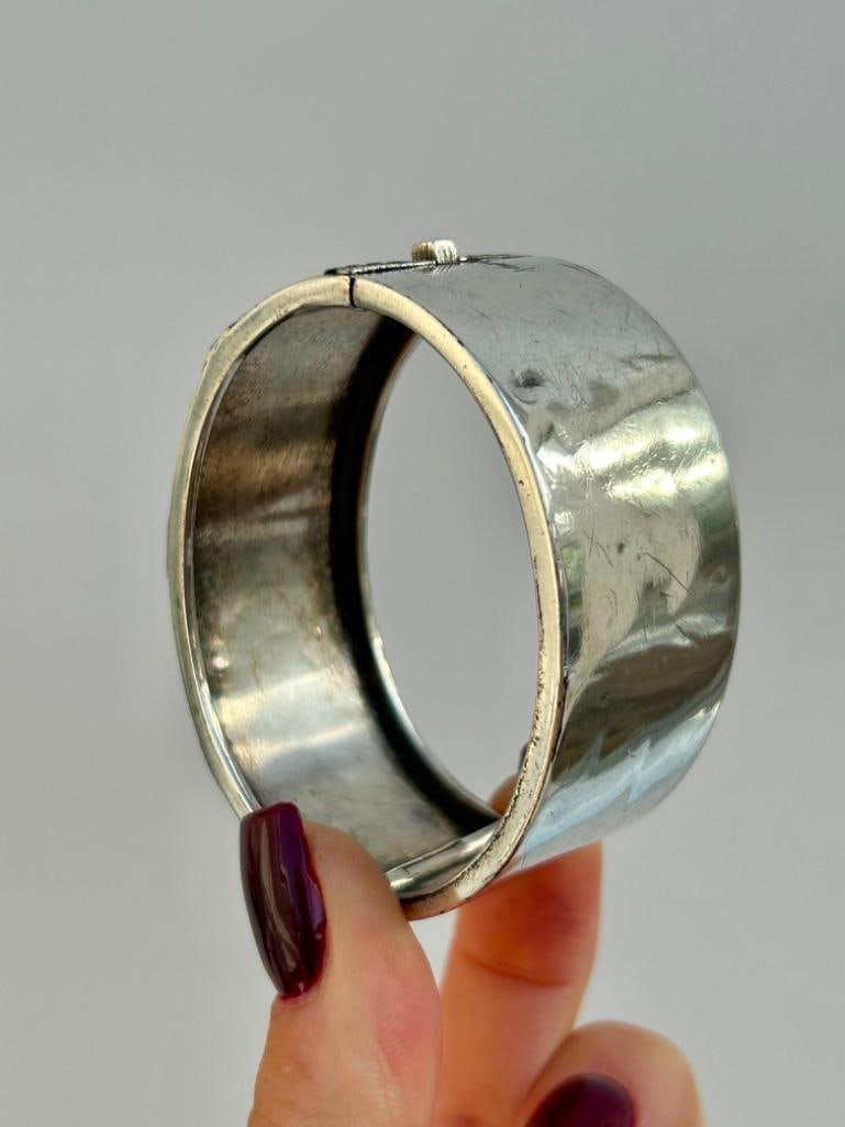 Chunky Antique Silver Bangle Bracelet - 3