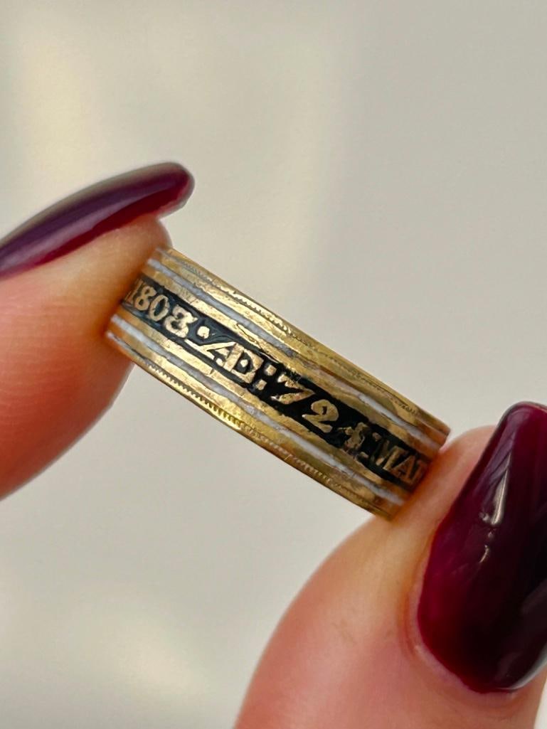 Antique Circa 1808 Black and White Enamel Mourning Band Ring in 18ct Yellow Gold: Antique Circa 1808 Black and White Enamel Mourning Band Ring in 18ct Yellow Gold chunky and precious mourning band!! measurements size UK S1/2 US 91/2 band width 7mm weight