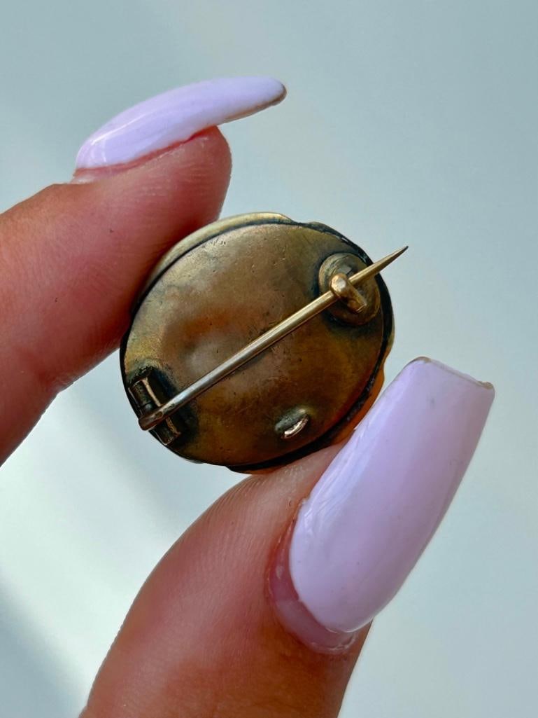 Antique Gold Star Brooch - 4