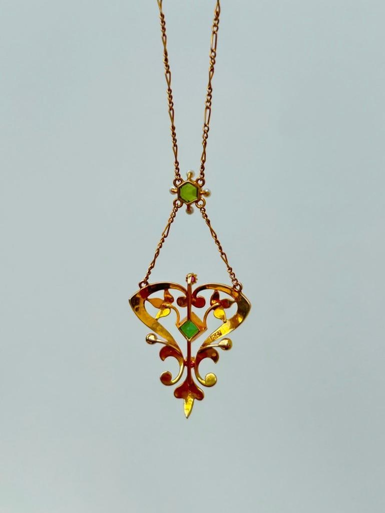 Amazing 15ct Yellow Gold Peridot Pearl and Ruby Pendant - 5