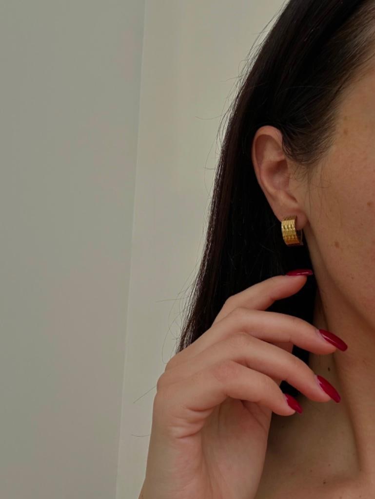 Chunky Gold Hoop Earrings - 2