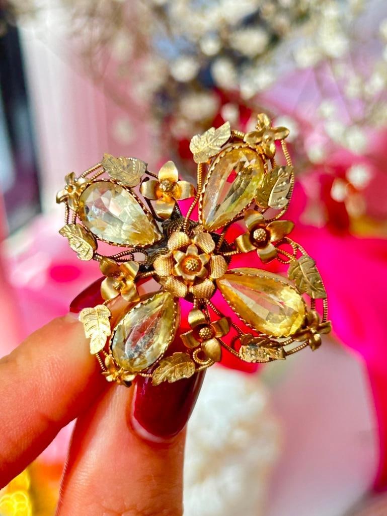 Antique Large Gold and Citrine Floral Brooch - 2