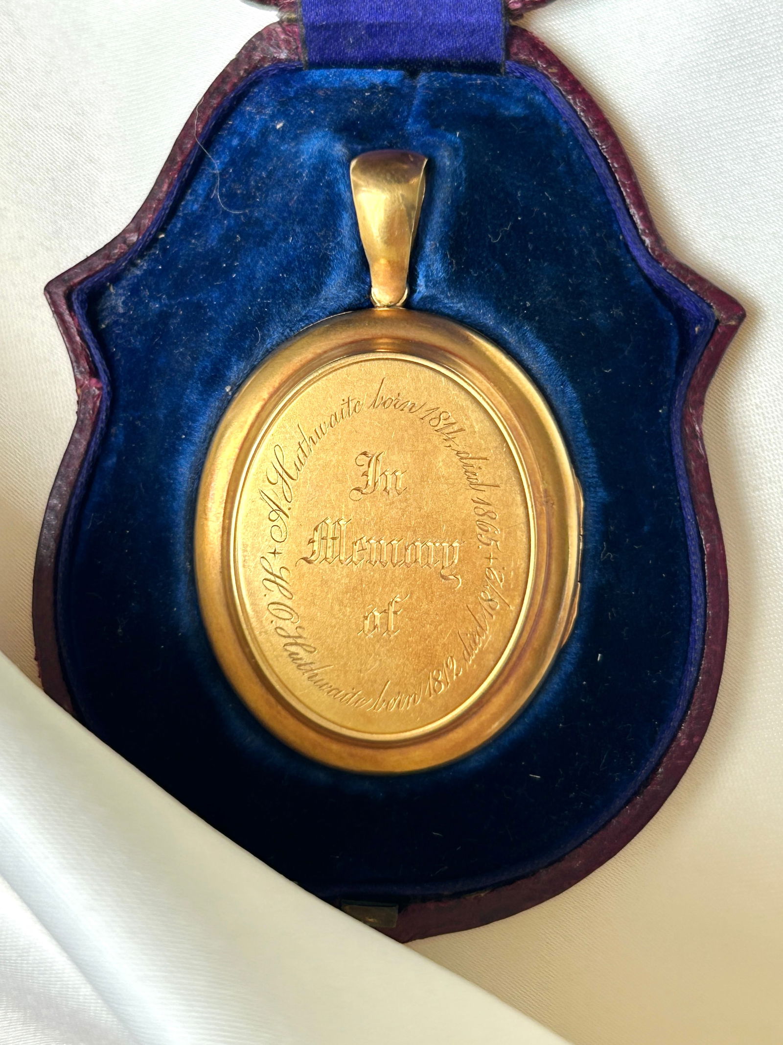 outstanding antique c1814 18ct gold rose cut diamond monogram locket pendant in fitted box - 3