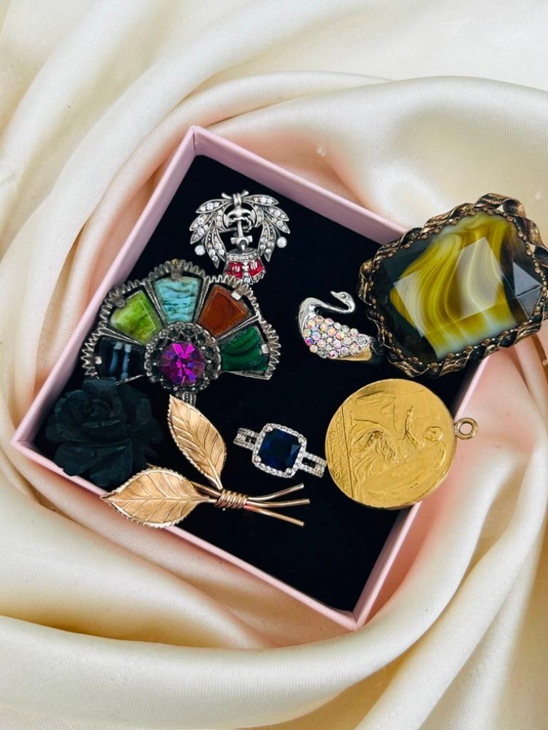 Mixed Lot of Vintage and Antique Jewellery - 3