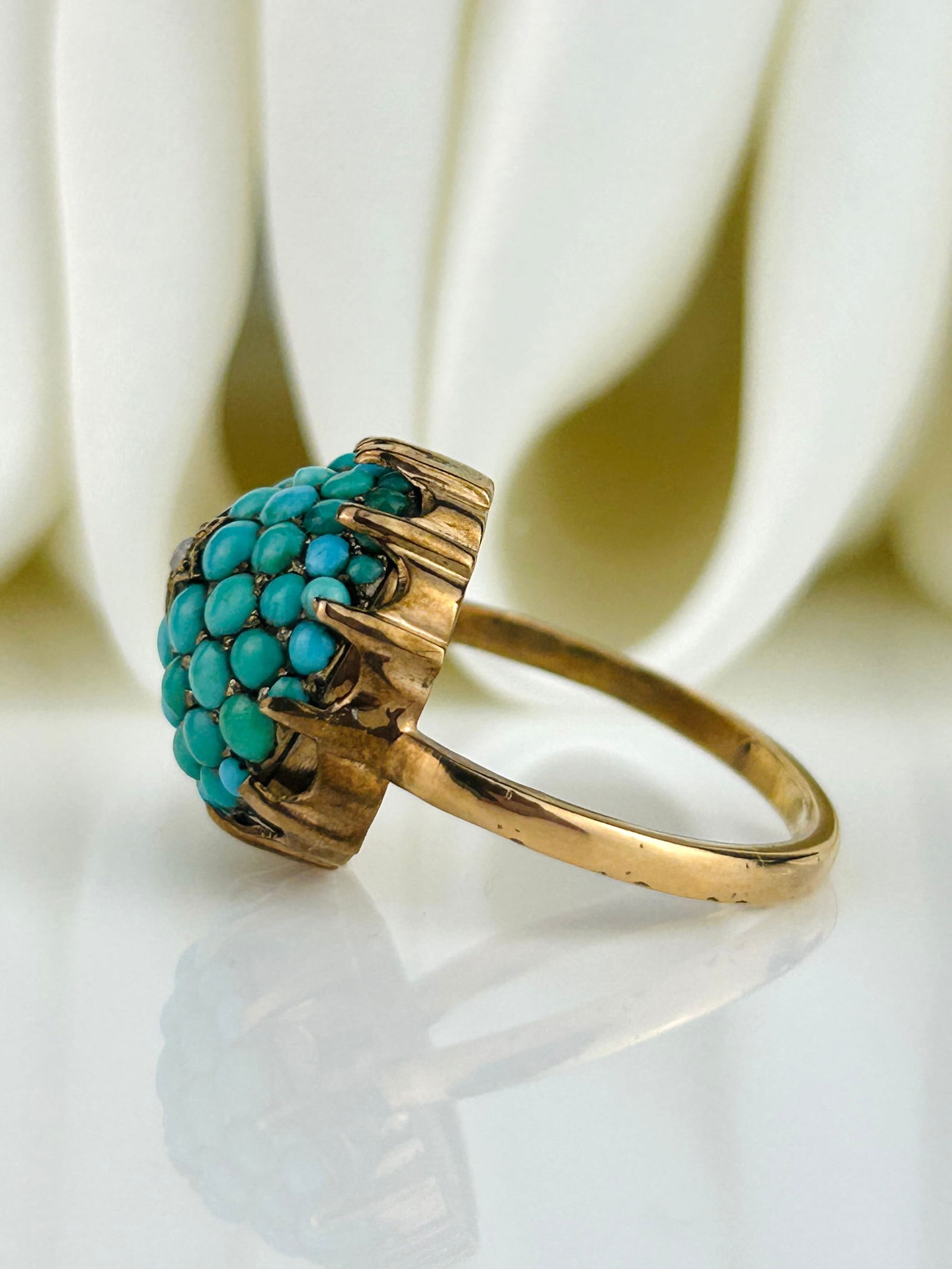 Antique Victorian Turquoise and Diamond Bombe Ring in 9ct Gold - 4