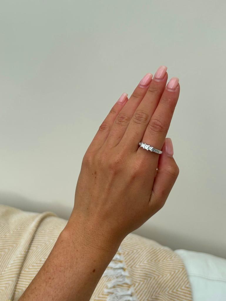 *Vintage Princess Cut Diamond and Platinum Three Stone Ring - 8