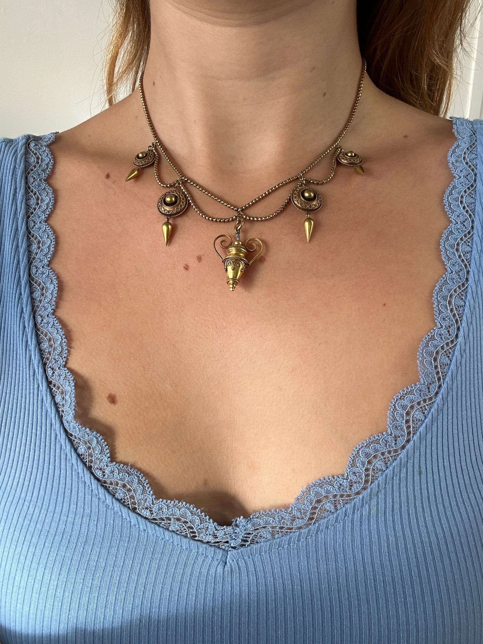 Antique 18ct Gold Etruscan Revival Gold Drop Necklace - 9