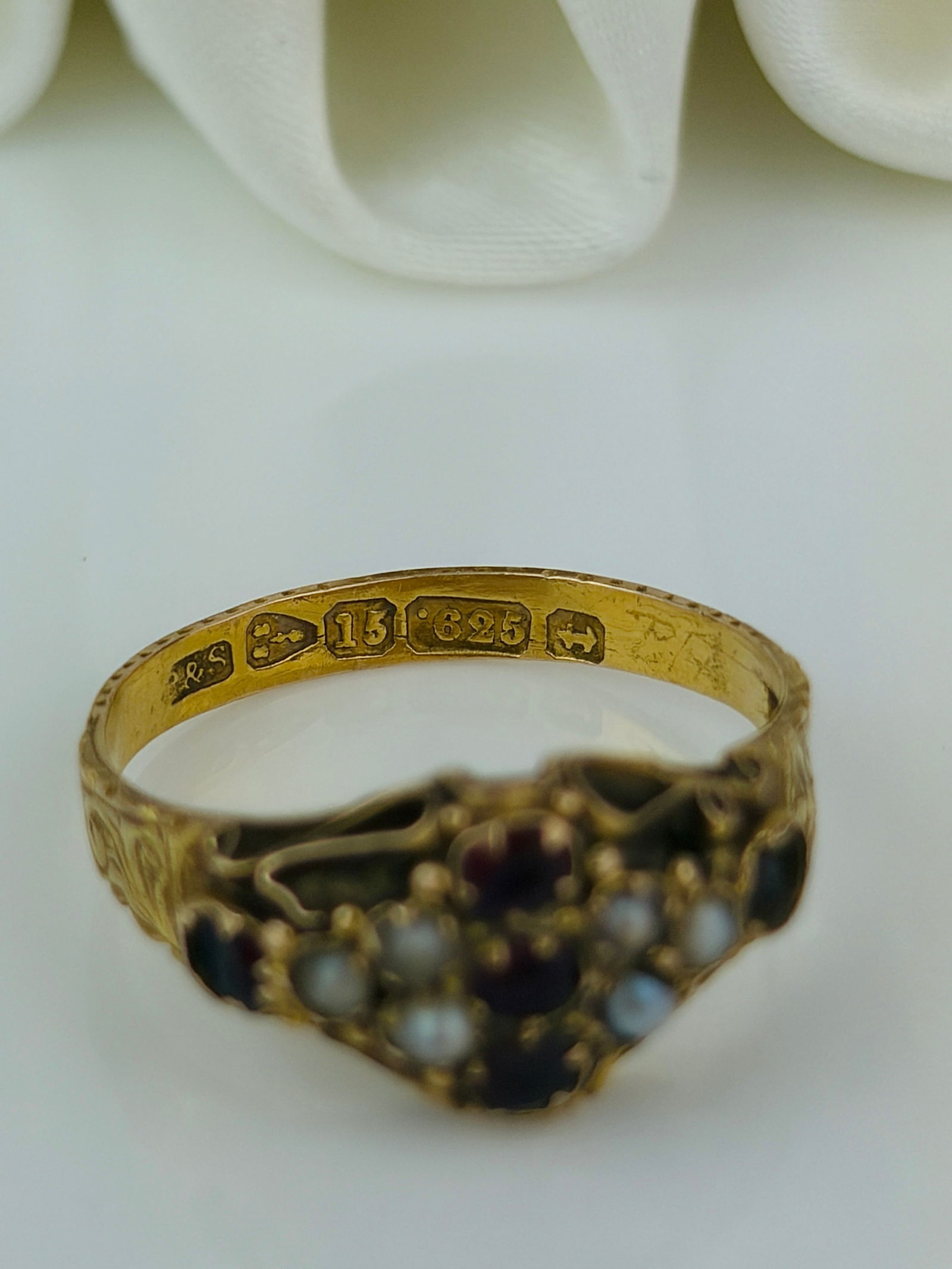 antique c.1882 15ct yellow gold unusual gemset ring - 4