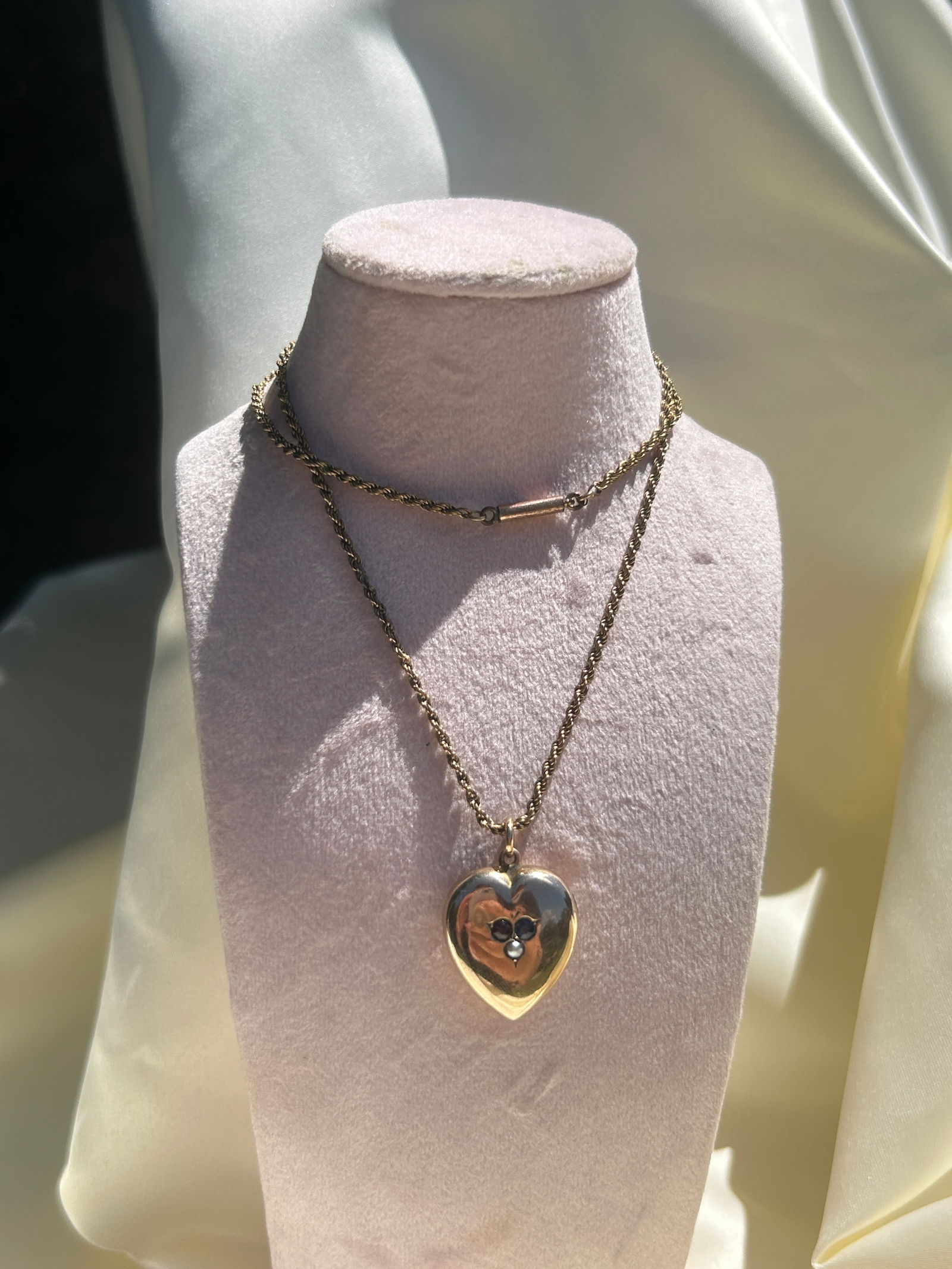 Antique ruby , sapphire and pearl 9ct gold chubby heart pendant on chain - 2